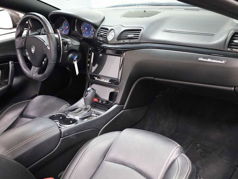 Used 2016 Maserati GranTurismo Convertible image 6