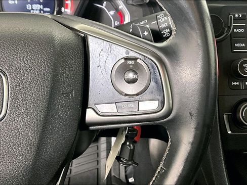 Used 2017 Honda Civic Sport image 19