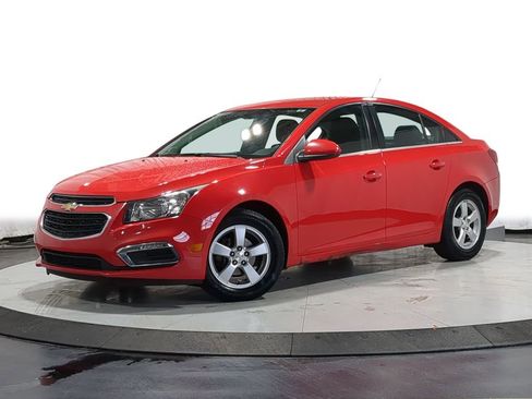 Used 2016 Chevrolet Cruze LT FWD image 1