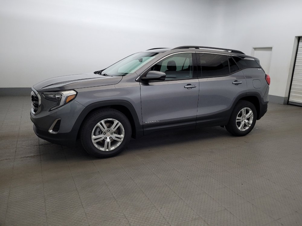 Used 2020 GMC Terrain SLE w/ Driver Convenience Package FWD image 2