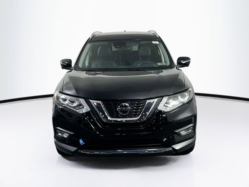 Used 2020 Nissan Rogue SL w/ Premium Package image 2