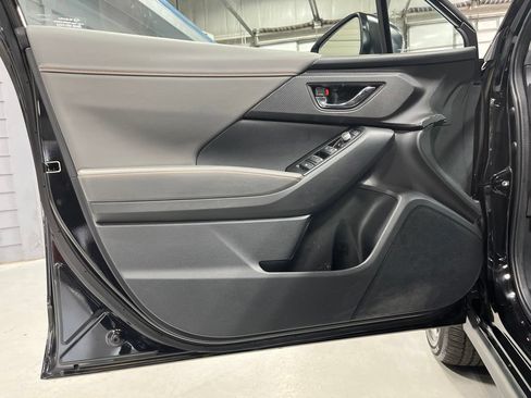 Certified 2024 Subaru Crosstrek 2.5i Limited w/ Crosstrek Mirror Package AWD/4WD image 12