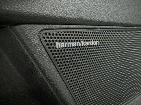 Used 2017 Kia Optima EX image 29