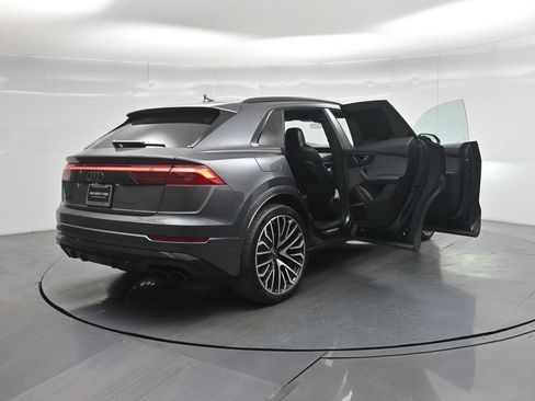Used 2025 Audi SQ8 Premium Plus AWD/4WD image 3