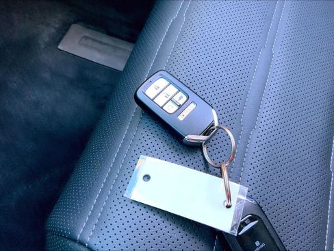 Used 2022 Honda CR-V EX-L image 14