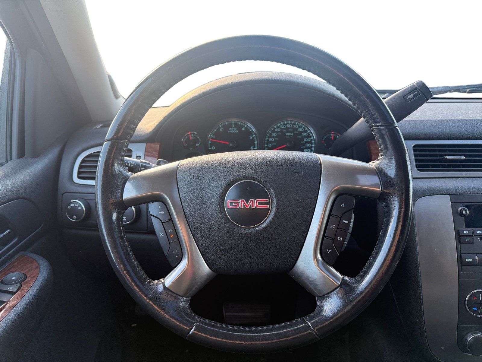 Used 2007 GMC Yukon SLE AWD/4WD image 14