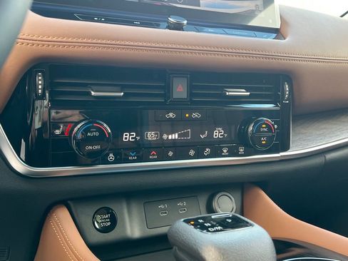 New 2026 Nissan Rogue Platinum w/ Platinum Premium Package AWD/4WD image 27
