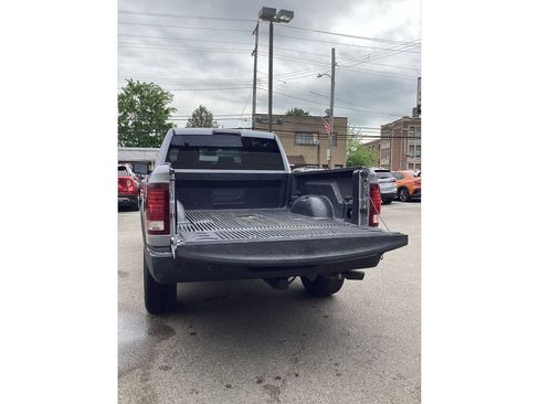 Used 2022 RAM 1500 Classic Warlock AWD/4WD image 29