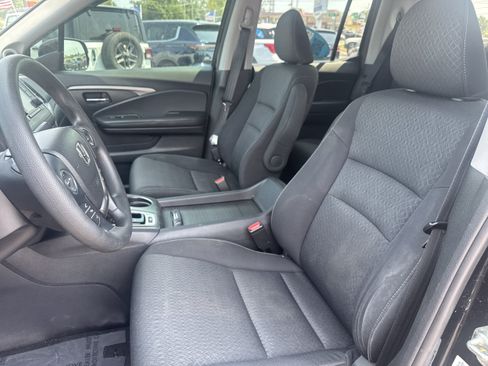 Used 2019 Honda Ridgeline Sport image 3