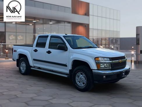 Used 2008 Chevrolet Colorado LT w/ LT Preferred Equipment Group AWD/4WD image 2