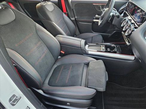 Used 2025 Mercedes-Benz GLA 35 AMG 4MATIC image 20