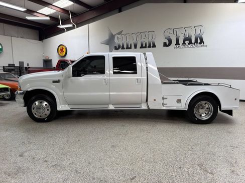 Used 2003 Ford F450 Lariat RWD image 3
