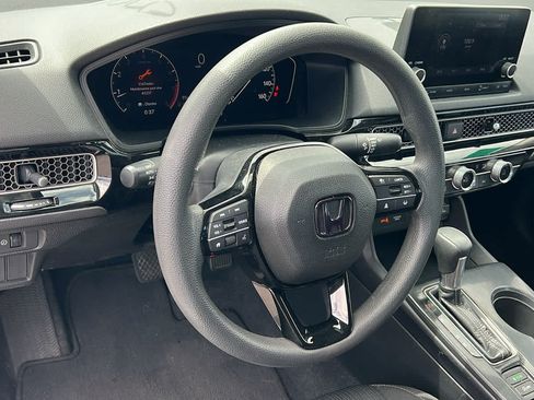 Used 2022 Honda Civic LX image 10