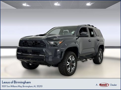 Used 2025 Toyota 4Runner TRD Sport AWD/4WD image 1