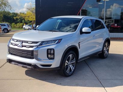 New 2025 Mitsubishi Outlander Sport ES