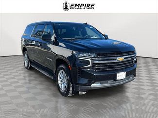 Used 2024 Chevrolet Suburban LT video 1