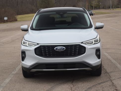 Used 2025 Ford Escape Platinum w/ Premium Technology Package image 20