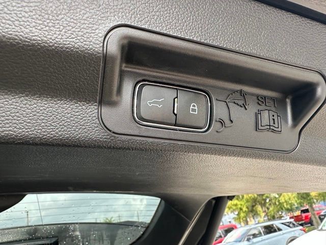 Used 2023 Ford Explorer XLT w/ Equipment Group 202A RWD image 25