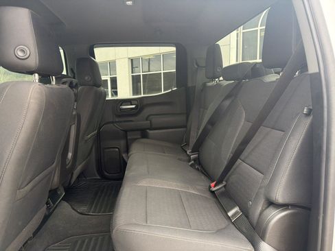 Used 2020 Chevrolet Silverado 1500 LT image 19