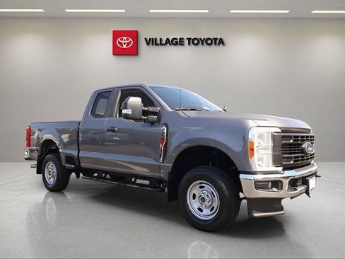 Used 2023 Ford F250 XL w/ Snow Plow Prep Package AWD/4WD image 7