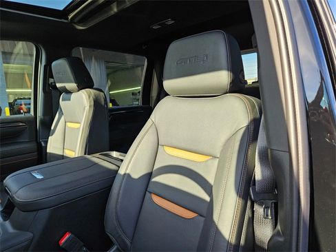New 2026 GMC Sierra 2500 AT4 image 12