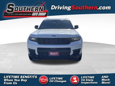 New 2025 Jeep Grand Cherokee L Altitude image 1