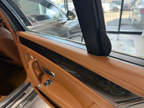 Used 2014 Bentley Flying Spur W12 AWD/4WD image 11