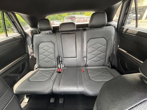 Used 2026 Volkswagen Atlas Cross Sport SE FWD image 29