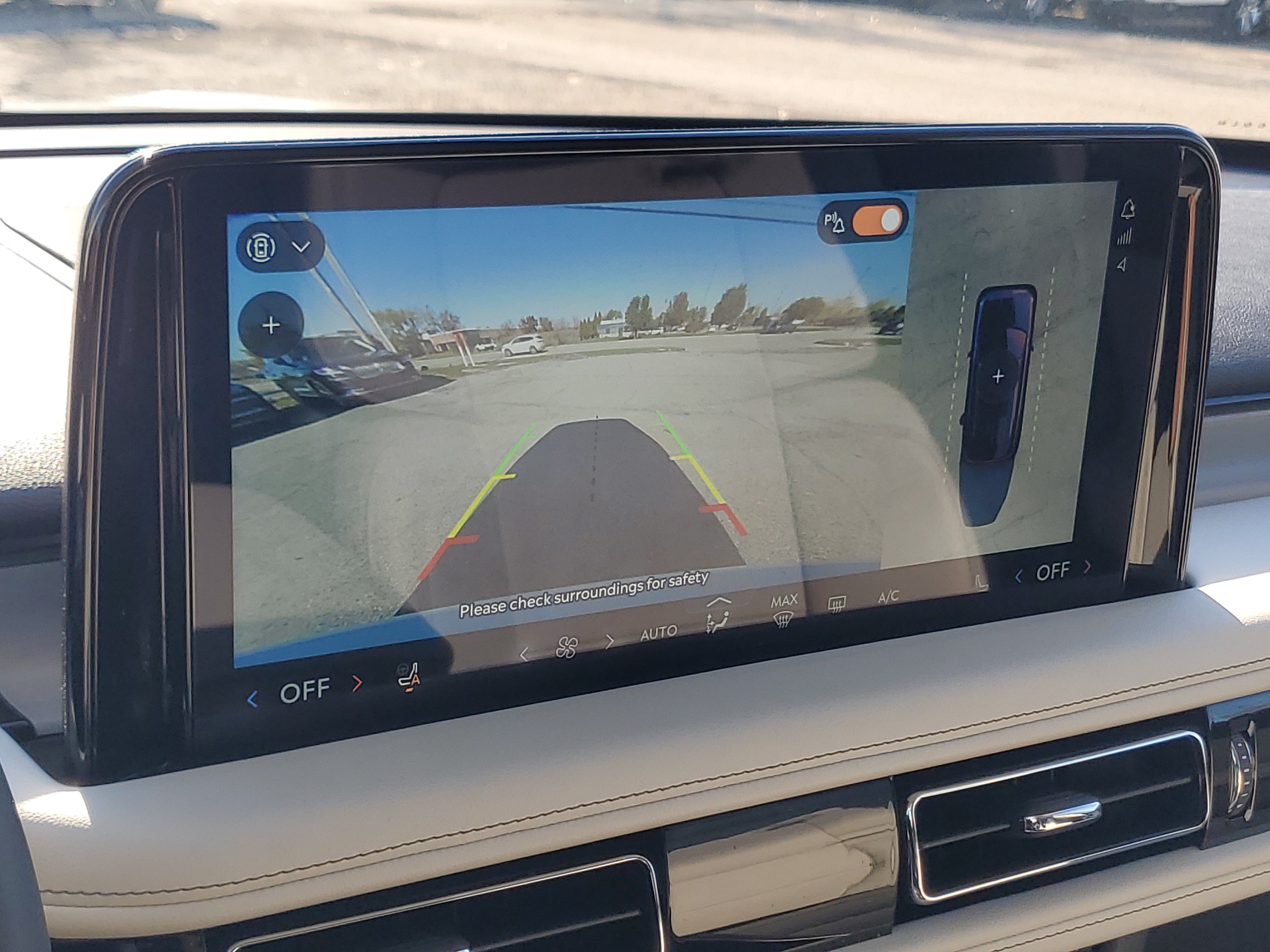 Used 2025 Lincoln Aviator Reserve w/ Equipment Group 201A AWD/4WD image 17