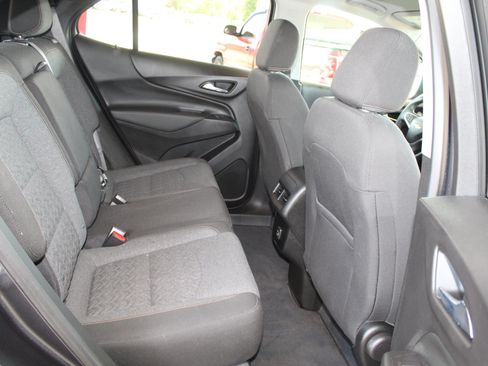 Used 2022 Chevrolet Equinox LT FWD image 19
