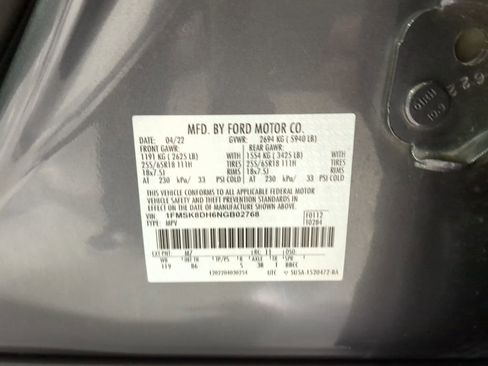 Used 2022 Ford Explorer XLT image 15