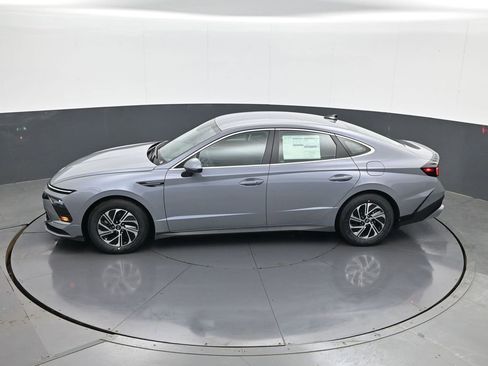 New 2026 Hyundai Sonata Blue FWD image 20