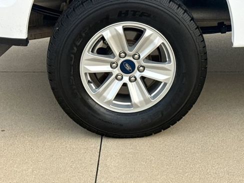 Used 2019 Ford F150 XLT w/ Equipment Group 301A Mid AWD/4WD image 10