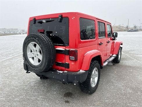 Used 2013 Jeep Wrangler Unlimited Sport image 13