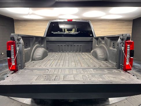 Used 2024 Ford F250 Lariat w/ Tremor Off-Road Package image 25