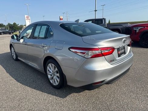 Certified 2020 Toyota Camry LE FWD image 8