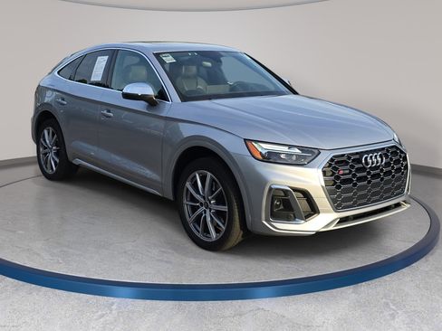 Used 2022 Audi SQ5 Premium image 3