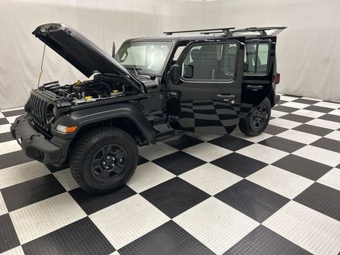Used 2022 Jeep Wrangler Unlimited Sport image 20