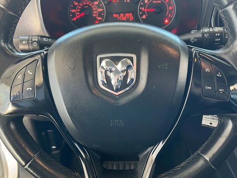 Used 2019 RAM ProMaster City Tradesman SLT image 9