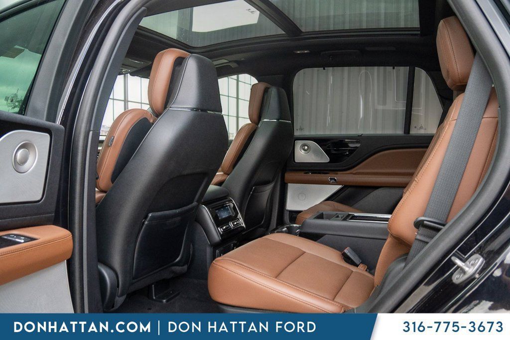Used 2023 Lincoln Aviator Reserve w/ Equipment Group 201A AWD/4WD image 20