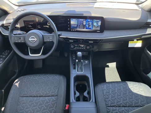 New 2026 Nissan Kicks SV image 7