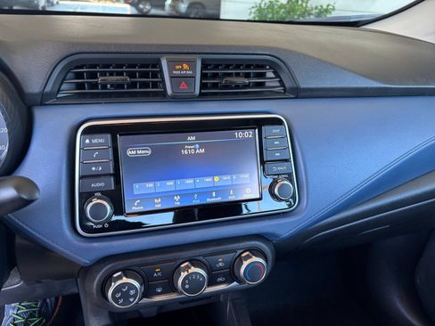 Used 2025 Nissan Versa SV FWD image 20