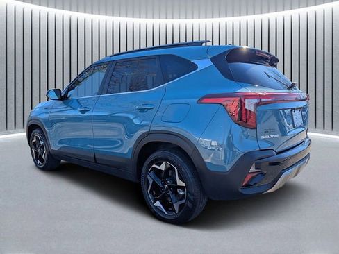 Used 2024 Kia Seltos EX image 6