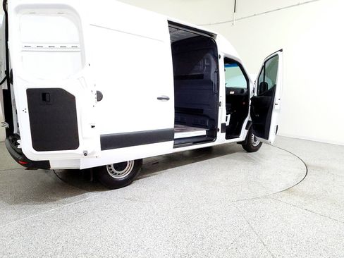 Used 2023 Mercedes-Benz Sprinter 2500 image 15