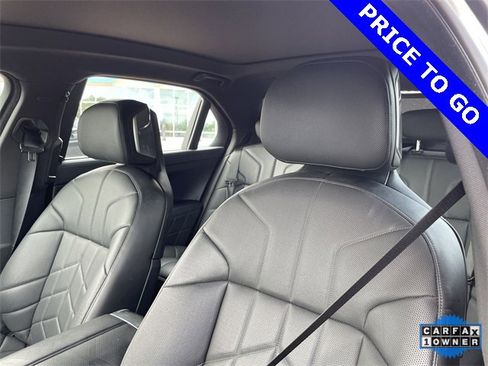 Used 2024 BMW 740i image 14