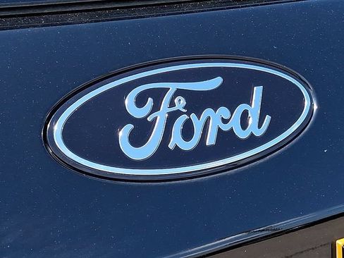 Used 2025 Ford Expedition Tremor AWD/4WD image 25