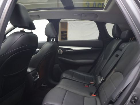 Used 2022 INFINITI QX50 Essential AWD/4WD image 14