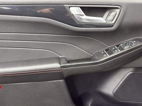 Certified 2025 Ford Escape ST-Line image 12