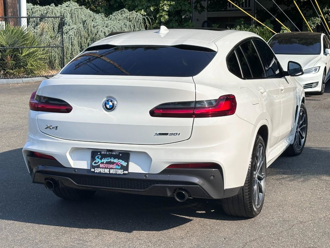 Used 2021 BMW X4 xDrive30i w/ M Sport Package AWD/4WD image 19
