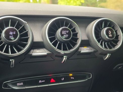 Used 2017 Audi TT 2.0T w/ Technology Package image 40